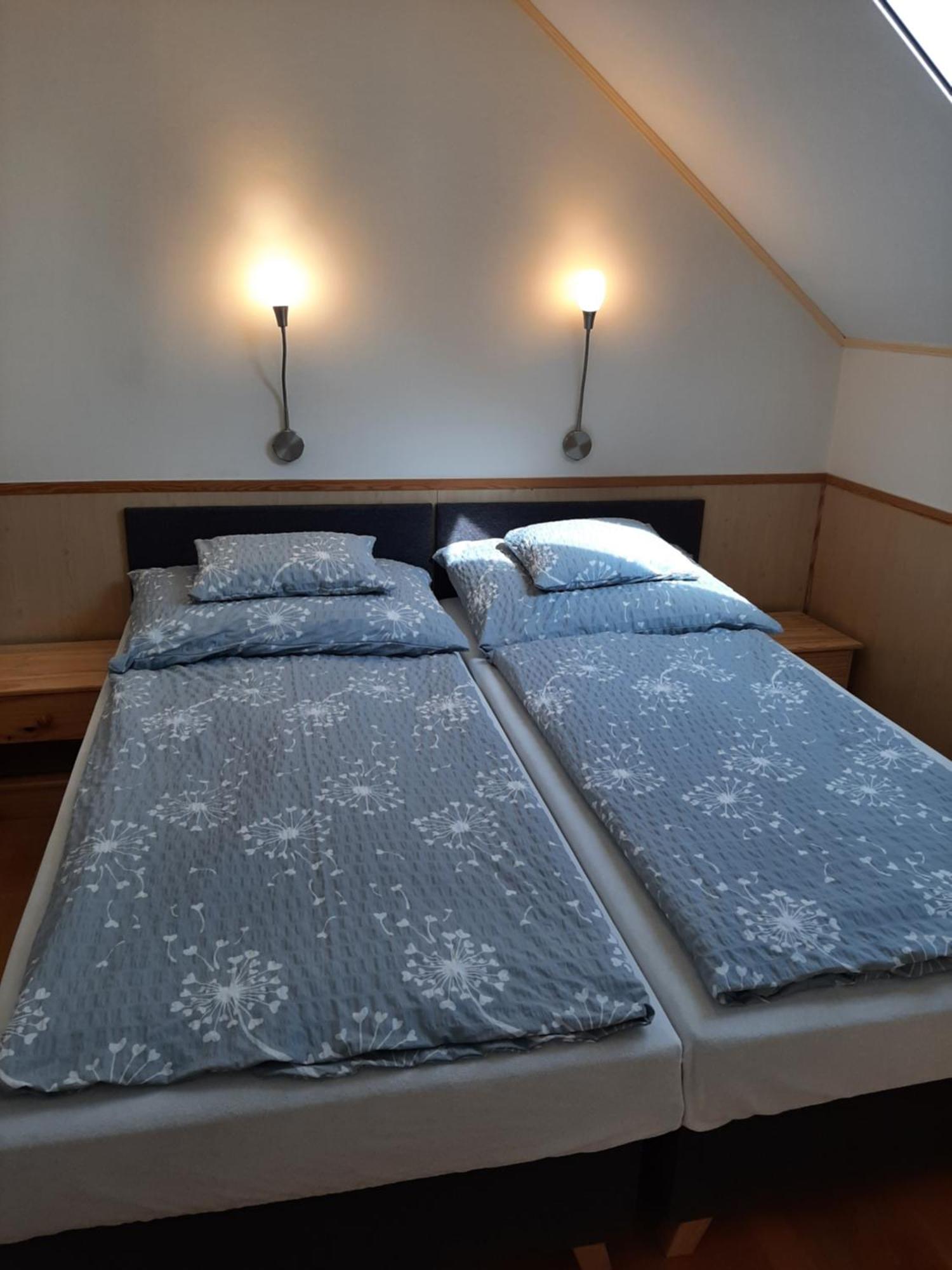 Madach Apartman Heviz Exterior photo