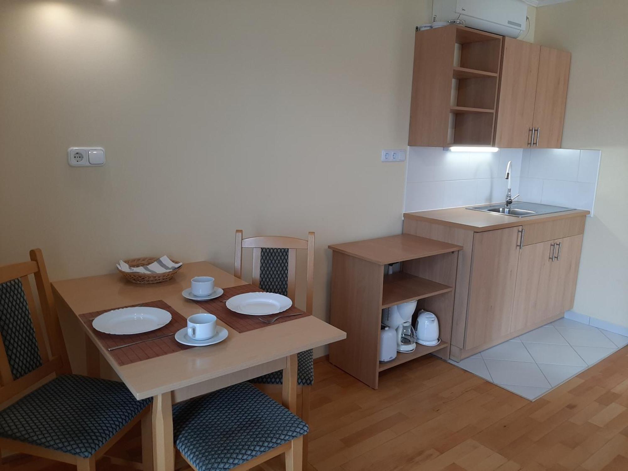 Madach Apartman Heviz Exterior photo