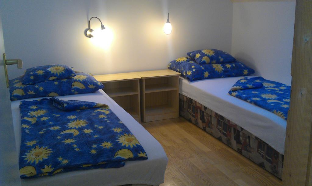 Madach Apartman Heviz Room photo